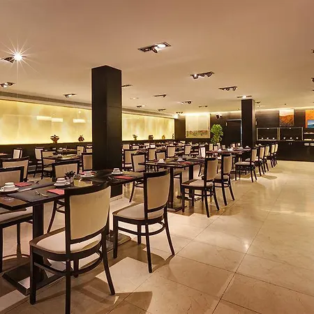 阿茨维沃拉罗尔连锁酒店 酒店 4*