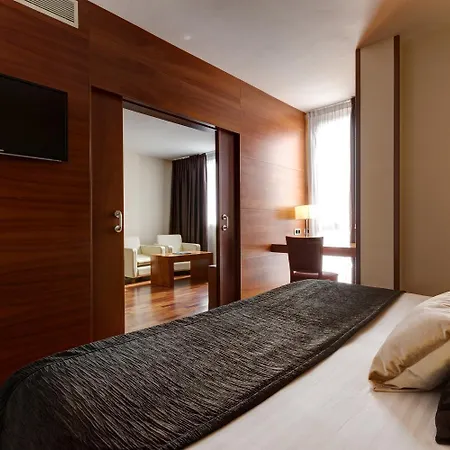 Acevi Villarroel 4* Barcellona